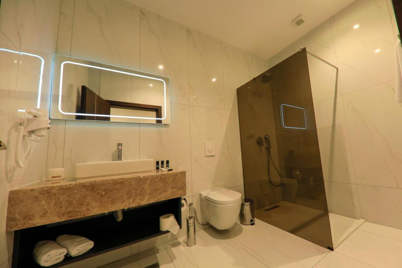 Premium Park Hotel Prizren Luaran gambar