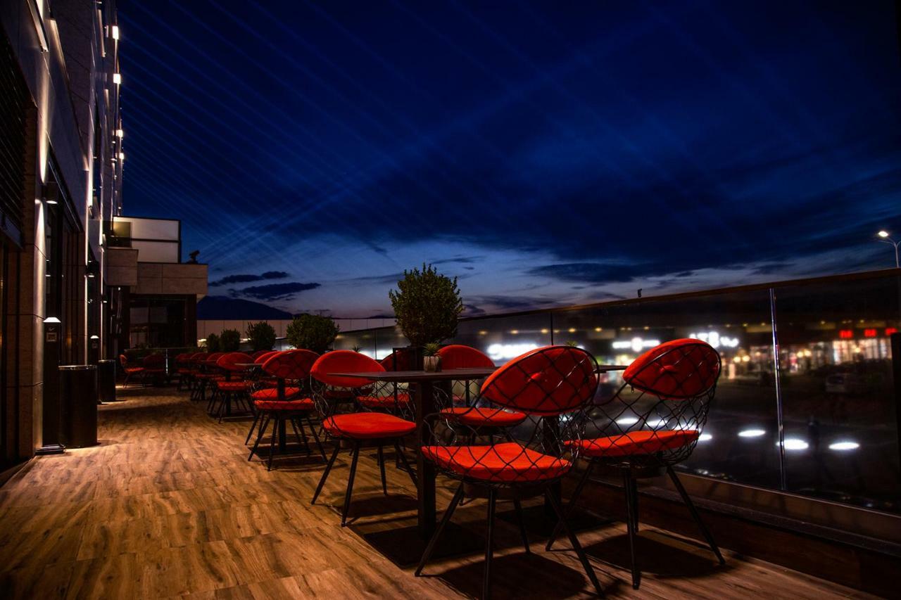 Premium Park Hotel Prizren Luaran gambar